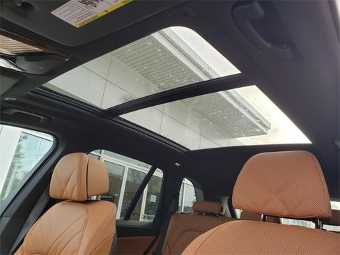 New 2026 BMW X5 xDrive50e w/ Climate Comfort Package image 20