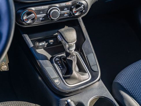 Used 2024 Kia Soul LX w/ Option Group 015 image 28