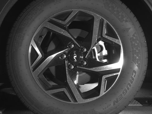 Used 2025 Kia Sportage LX image 14