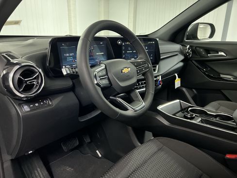 New 2026 Chevrolet Equinox LT w/ Safety and Technology Package image 45