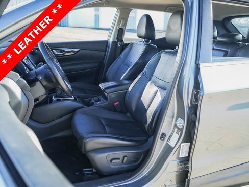 Used 2017 Nissan Rogue Sport SL image 7