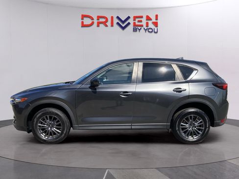 Used 2019 MAZDA CX-5 Touring image 3
