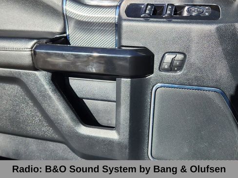 Used 2019 Ford F150 Lariat w/ Equipment Group 502A Luxury image 8