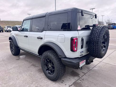 New 2026 Ford Bronco Badlands AWD/4WD image 15