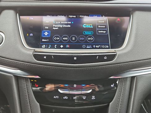 Used 2020 Cadillac XT5 Luxury image 17