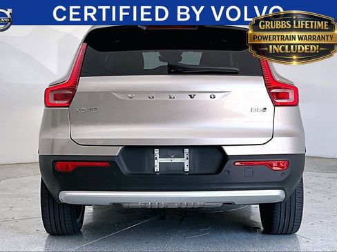 Used 2023 Volvo XC40 B5 Plus w/ Protection Package Premier AWD/4WD image 5