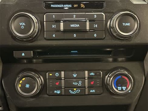 Used 2017 Ford F150 XLT w/ Equipment Group 302A Luxury image 11