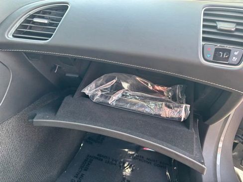 Used 2016 Chevrolet Corvette Z06 w/ 3LZ Preferred Equipment Group image 28