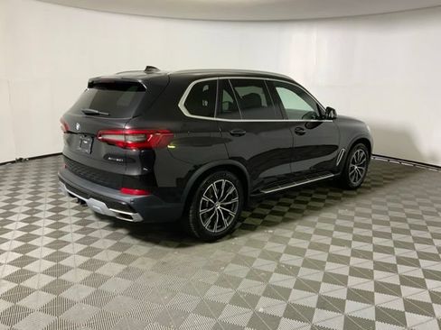 Used 2019 BMW X5 xDrive50i w/ Executive Package AWD/4WD image 6