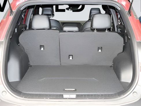 Certified 2025 Kia Sportage X-Line image 40