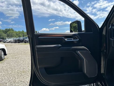 Used 2024 GMC Sierra 2500 Denali w/ Technology Package AWD/4WD image 25
