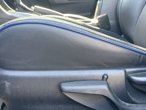 Used 2017 Toyota Corolla SE w/ Carpet Mat Package (TMS) FWD image 14
