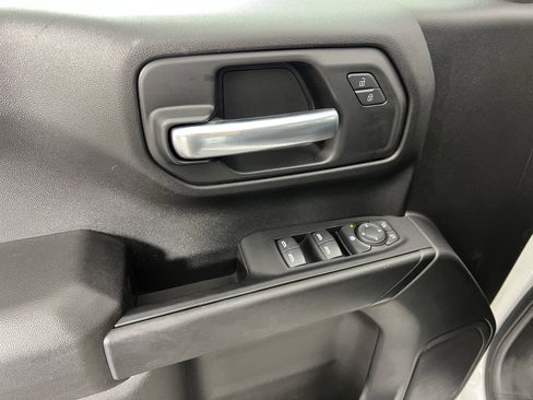 Used 2023 Chevrolet Silverado 1500 Custom AWD/4WD image 18