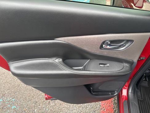 Used 2022 Nissan Murano SV image 22