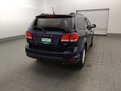 Used 2017 Dodge Journey SXT FWD image 7
