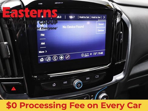 Used 2022 Chevrolet Traverse LT FWD image 19