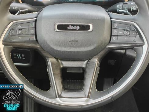Used 2024 Jeep Grand Cherokee Limited 4xe AWD/4WD image 5
