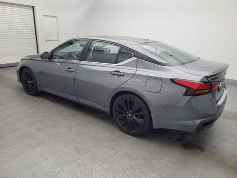 Used 2022 Nissan Altima 2.5 SR w/ Midnight Edition Package image 3