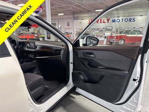 Used 2023 Nissan Rogue SV AWD/4WD image 40