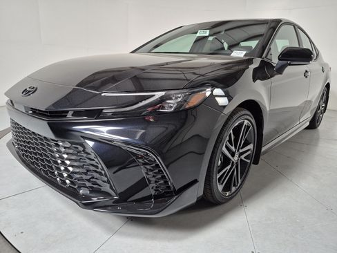 New 2026 Toyota Camry XSE FWD image 1