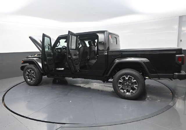New 2026 Jeep Gladiator Sport AWD/4WD image 32