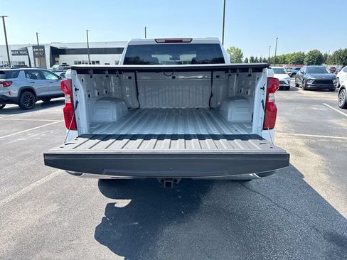 Used 2024 Chevrolet Silverado 1500 LT AWD/4WD image 24