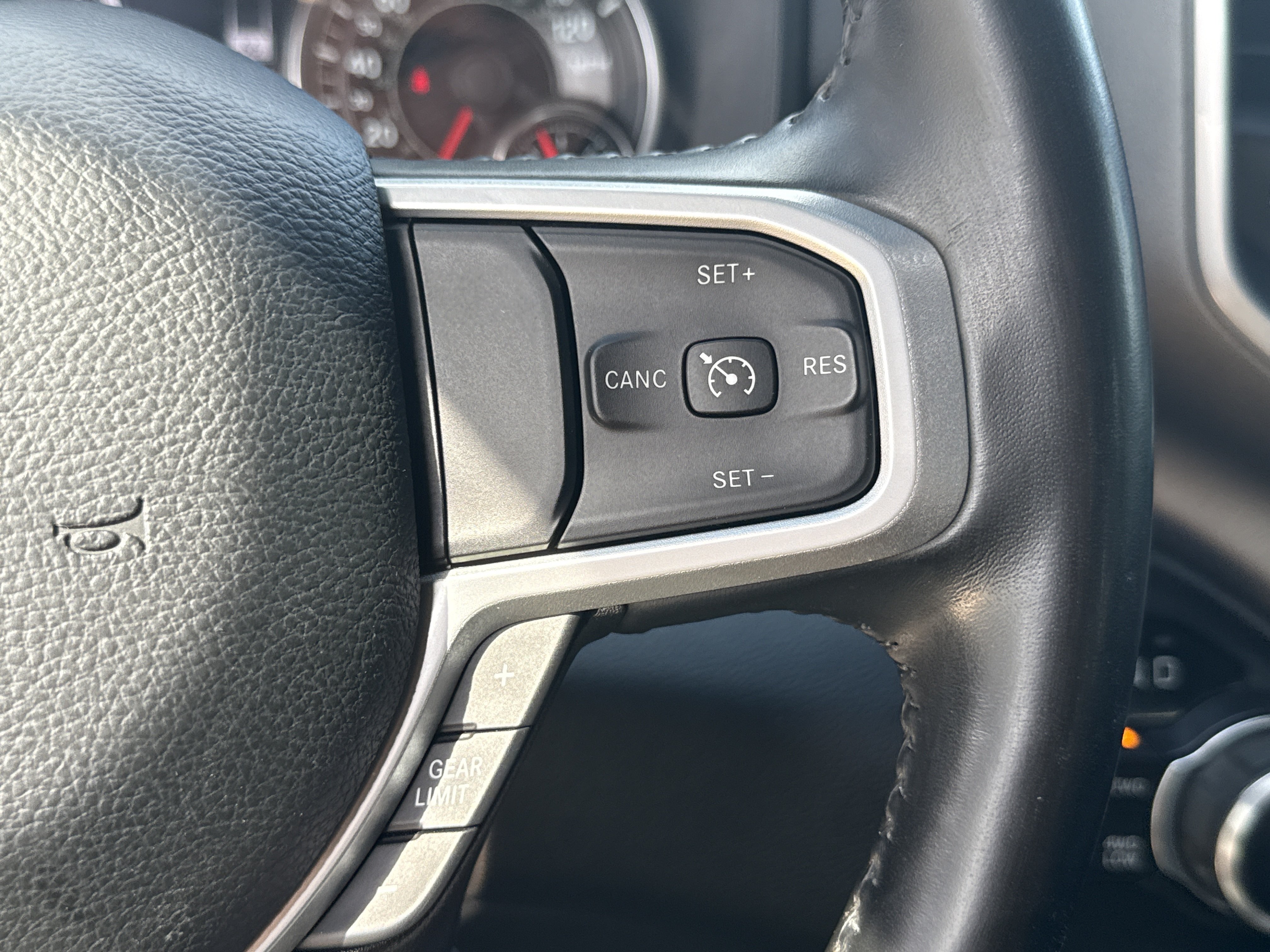 Used 2022 RAM 1500 Lone Star AWD/4WD image 16