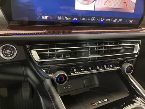 New 2026 Chevrolet Traverse RS w/ LPO, Floor Liner Package FWD image 35