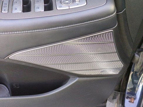 Used 2021 Hyundai Palisade Limited w/ Winter Package image 17