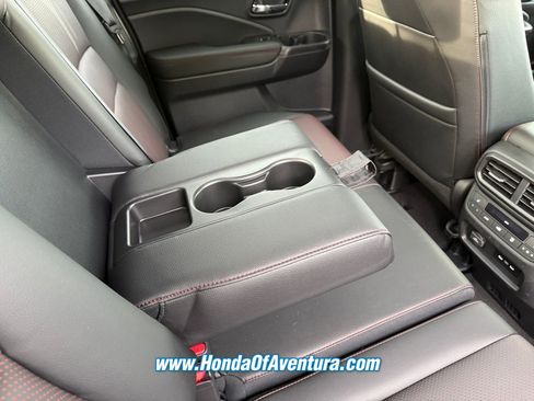 Certified 2025 Honda Ridgeline Black Edition image 12