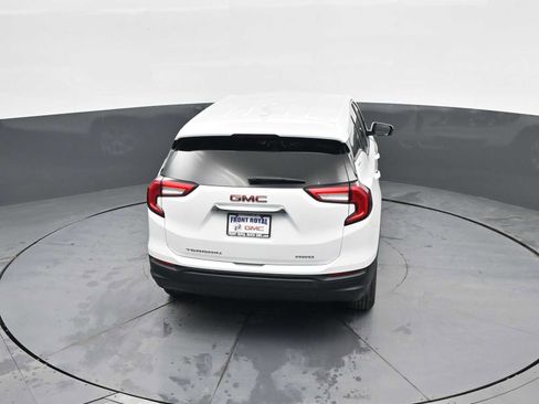 Used 2024 GMC Terrain SLE image 29