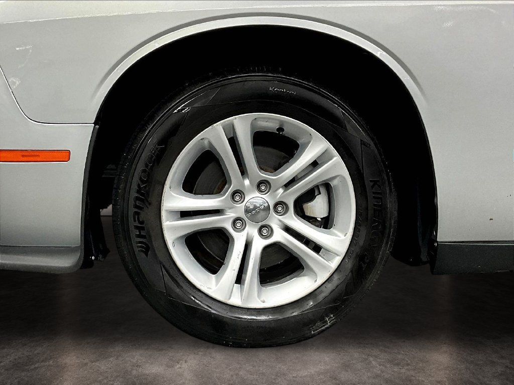 Used 2021 Dodge Challenger SXT w/ Blacktop Package RWD image 34