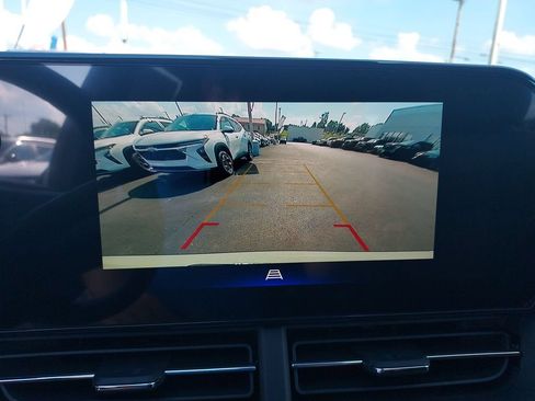 New 2026 Chevrolet Trax ACTIV w/ Driver Confidence Package FWD image 22