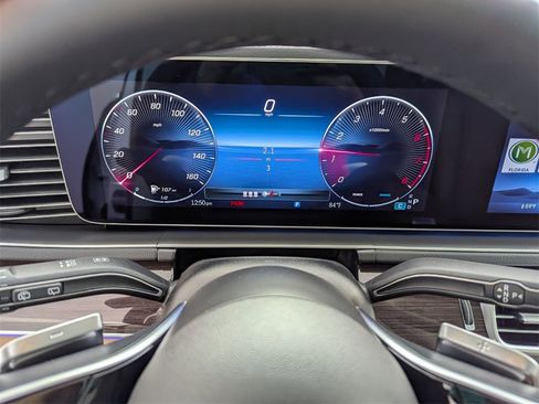 New 2026 Mercedes-Benz GLE 450 4MATIC image 18