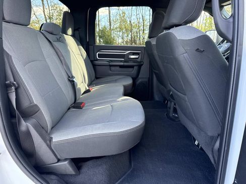 Used 2024 RAM 2500 Big Horn image 25