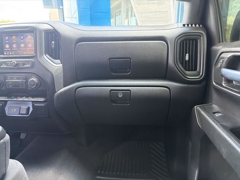 Used 2020 Chevrolet Silverado 1500 Custom w/ Custom Value Package RWD image 24