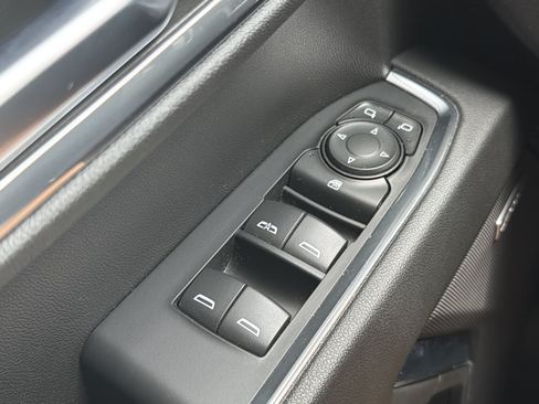 Used 2023 Chevrolet Silverado 1500 LT Trail Boss w/ Convenience Package II AWD/4WD image 18