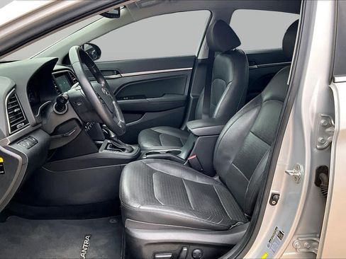 Used 2017 Hyundai Elantra Limited FWD image 8