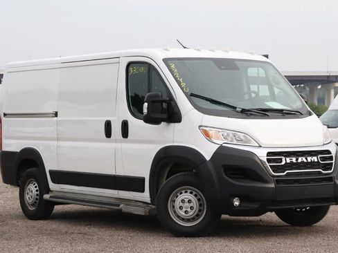 Used 2025 RAM ProMaster 2500 w/ U-Haul Equipment Group FWD image 2