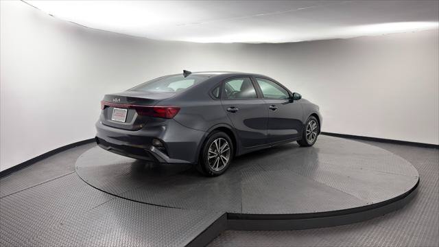 Used 2023 Kia Forte LXS FWD image 8
