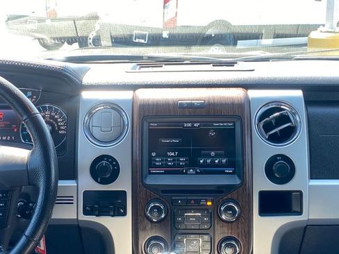 Used 2014 Ford F150 Lariat w/ Equipment Group 502A Luxury image 22