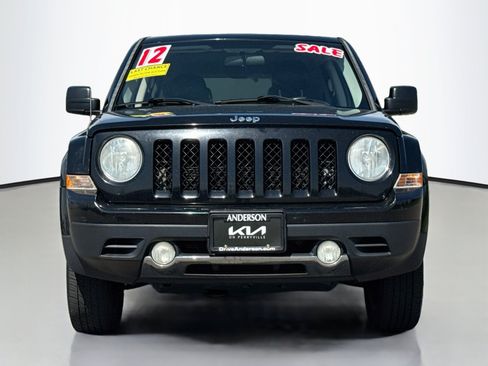 Used 2012 Jeep Patriot Limited AWD/4WD image 2