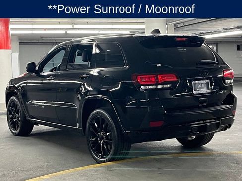 Used 2021 Jeep Grand Cherokee Laredo X AWD/4WD image 5