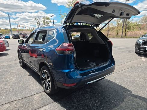 Used 2020 Nissan Rogue SL w/ Premium Package AWD/4WD image 9