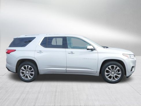 Used 2019 Chevrolet Traverse Premier AWD/4WD image 8