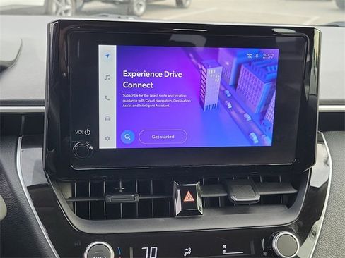 Used 2025 Toyota Corolla LE image 8