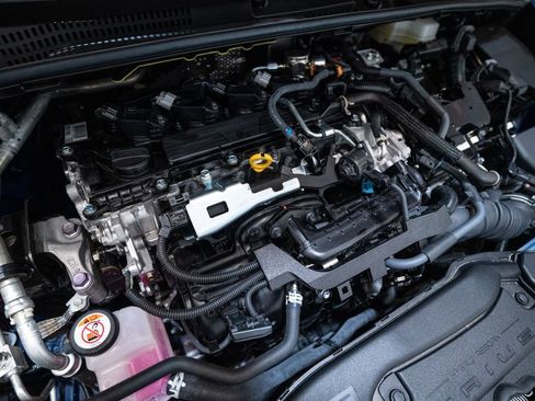 Used 2025 Toyota Prius LE image 13