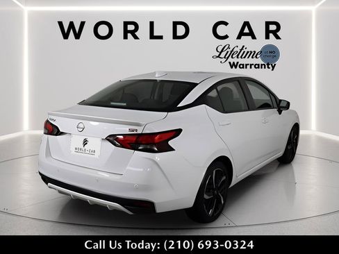 Used 2023 Nissan Versa SR w/ Trunk Package image 7