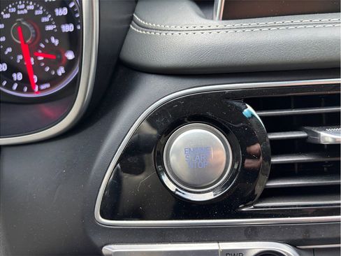 Used 2019 Genesis G70 3.3T Design image 33