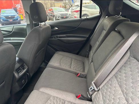 Used 2018 Chevrolet Equinox LT image 6